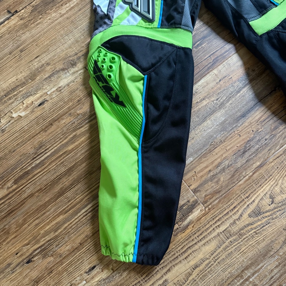 Fly Racing F-16 Motocross Pants Mens 30 Green Black MX Dirt Bike Gear BMX - Picture 2 of 12